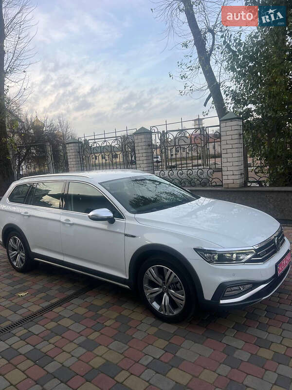 Универсал Volkswagen Passat Alltrack 2022 в Черкассах