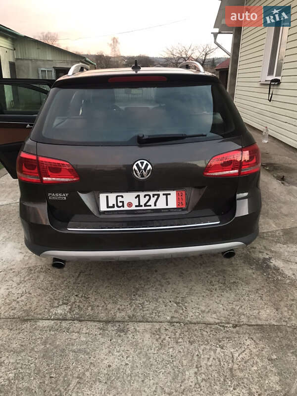 Універсал Volkswagen Passat Alltrack 2013 в Долині