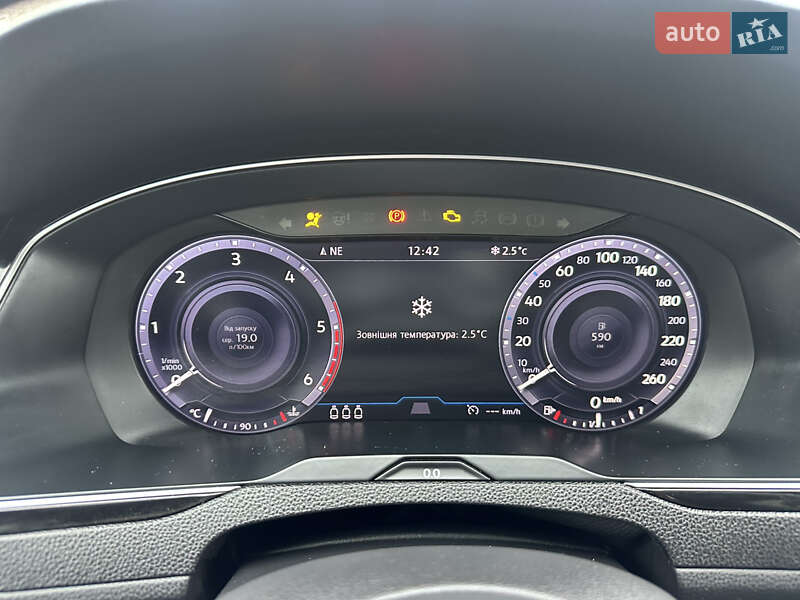 Универсал Volkswagen Passat Alltrack 2016 в Калуше фото 24 Универсал Volkswagen Passat Alltrack 2016 в Калуше