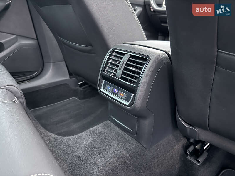 Універсал Volkswagen Passat Alltrack 2020 в Рівному