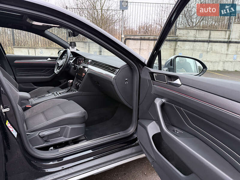 Універсал Volkswagen Passat Alltrack 2020 в Рівному