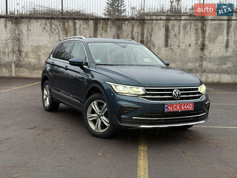 Універсал Volkswagen Passat Alltrack 2020 в Рівному