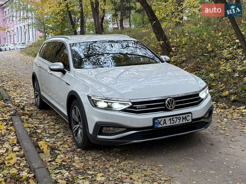 Универсал Volkswagen Passat Alltrack 2019 в Киеве фото 3 Универсал Volkswagen Passat Alltrack 2019 в Киеве