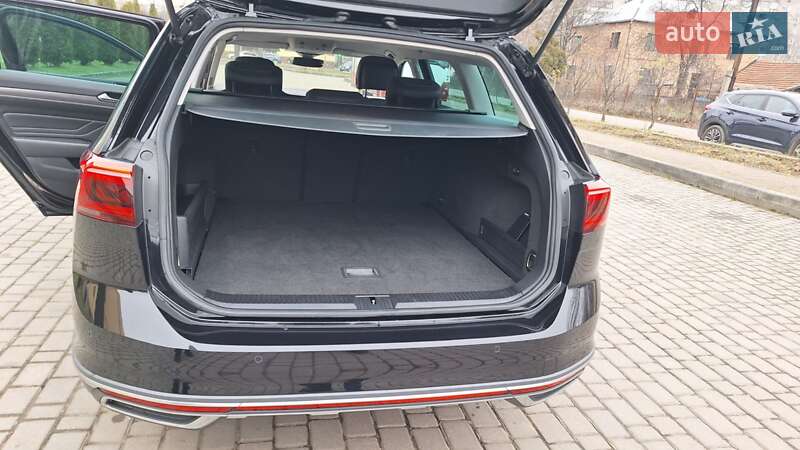 Универсал Volkswagen Passat Alltrack 2020 в Коломые