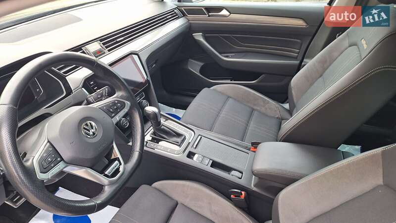 Универсал Volkswagen Passat Alltrack 2020 в Коломые