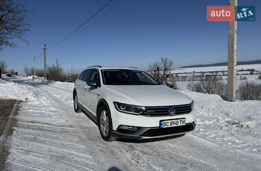 Універсал Volkswagen Passat Alltrack 2018 в Золочеві