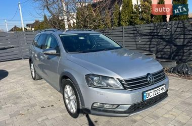 Универсал Volkswagen Passat Alltrack 2014 в Львове