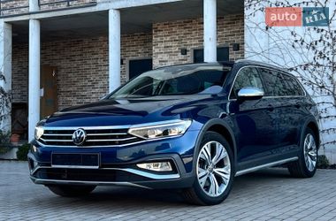Универсал Volkswagen Passat Alltrack 2022 в Киеве