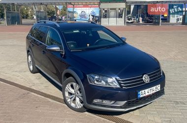 Универсал Volkswagen Passat Alltrack 2013 в Киеве