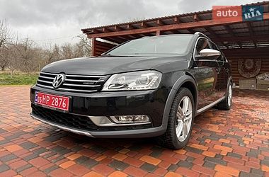 Універсал Volkswagen Passat Alltrack 2012 в Житомирі
