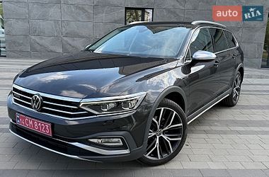 Универсал Volkswagen Passat Alltrack 2021 в Луцке
