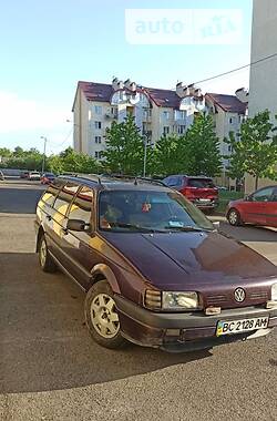 Унiверсал Volkswagen Passat B3 1993 в Львові