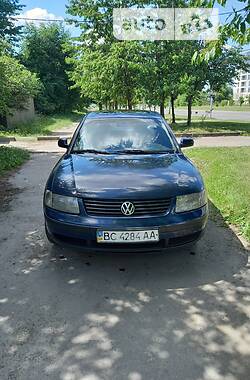 Седан Volkswagen Passat B5 1997 в Львові