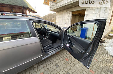 Унiверсал Volkswagen Passat B6 2007 в Вижниці