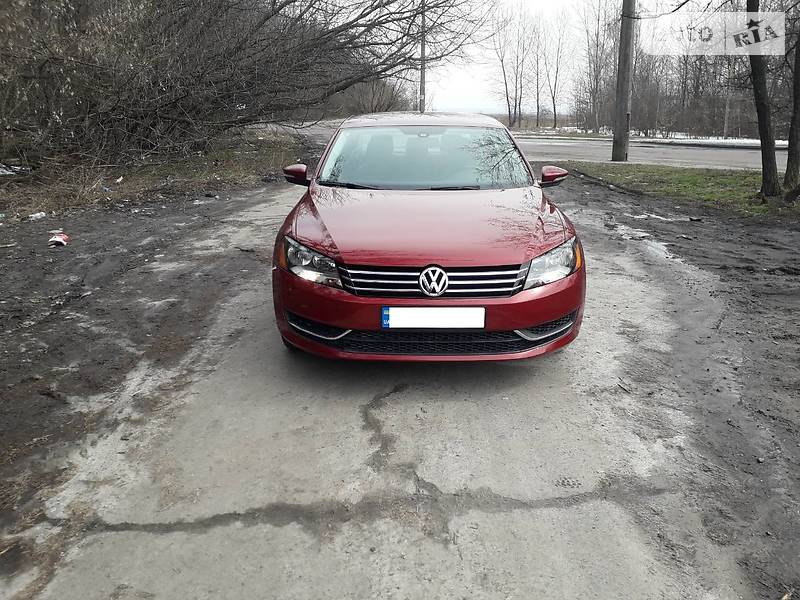 Volkswagen Passat 2014 року