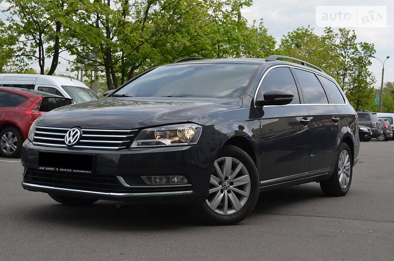 Volkswagen Passat 2013 року