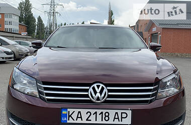 Volkswagen Passat B7 SE NMS 2013 Volkswagen Passat B7 SE NMS 2013