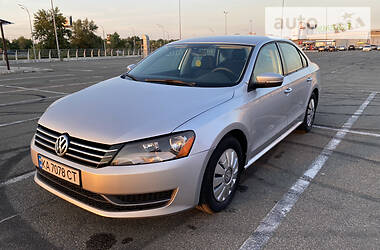 Volkswagen Passat B7 2012 Volkswagen Passat B7 2012