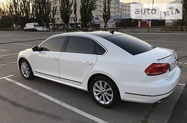 Volkswagen Passat B7 SEL Premium 2012 Volkswagen Passat B7 SEL Premium 2012