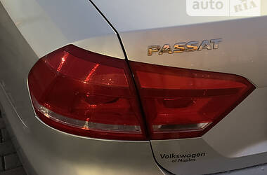 Седан Volkswagen Passat B7 2012 в Виннице