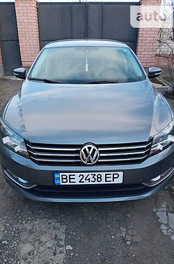 Седан Volkswagen Passat B7 2015 в Миколаєві