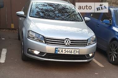 Универсал Volkswagen Passat B7 2013 в Киеве