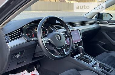 Универсал Volkswagen Passat B8 2017 в Луцке