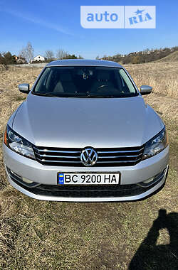 Седан Volkswagen Passat NMS 2015 в Червонограді