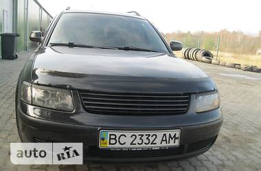 Универсал Volkswagen Passat 1999 в Яворове