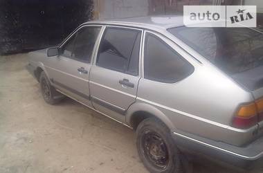 Хэтчбек Volkswagen Passat 1985 в Ивано-Франковске