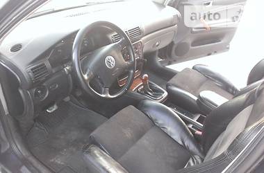 Седан Volkswagen Passat 1998 в 