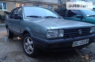 Хетчбек Volkswagen Passat 1985 в Львові