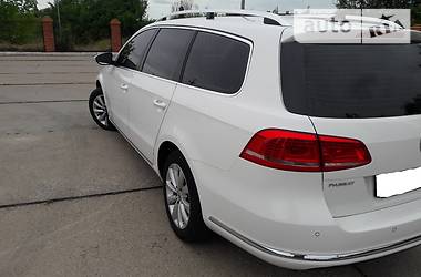 Универсал Volkswagen Passat 2011 в 