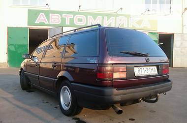 Универсал Volkswagen Passat 1993 в Шполе