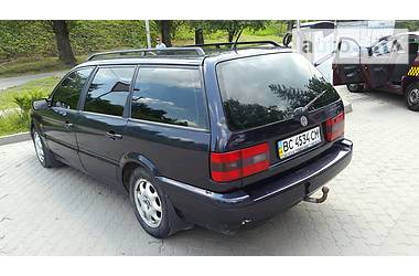 Универсал Volkswagen Passat 1994 в Львове