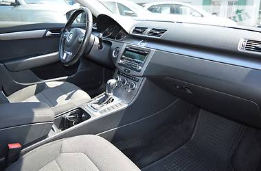 Универсал Volkswagen Passat 2013 в Киеве