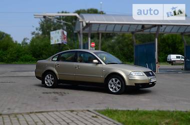 Седан Volkswagen Passat 2002 в Луцке