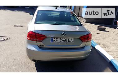 Седан Volkswagen Passat 2013 в Запорожье