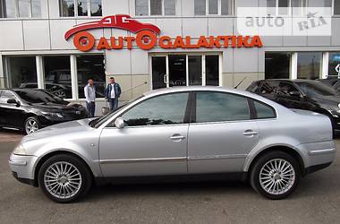 Седан Volkswagen Passat 2003 в Одессе