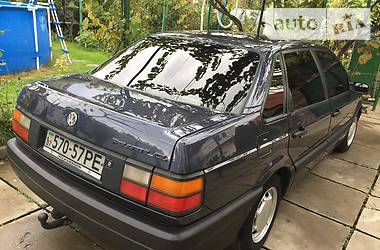  Volkswagen Passat 1989 в Виноградове