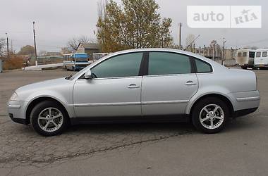 Седан Volkswagen Passat 2005 в Николаеве