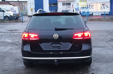 Универсал Volkswagen Passat 2014 в Ровно