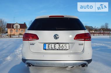 Универсал Volkswagen Passat 2015 в Дрогобыче