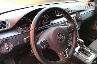 Универсал Volkswagen Passat 2014 в Киеве