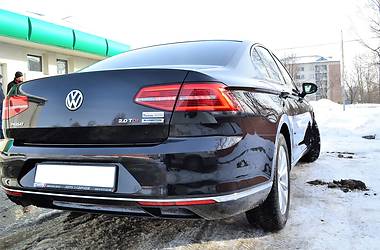 Седан Volkswagen Passat 2015 в Дрогобыче