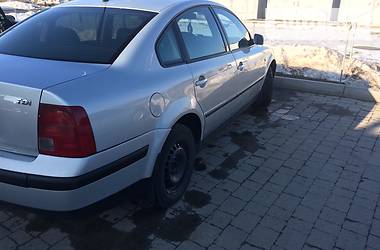 Седан Volkswagen Passat 1998 в Ивано-Франковске