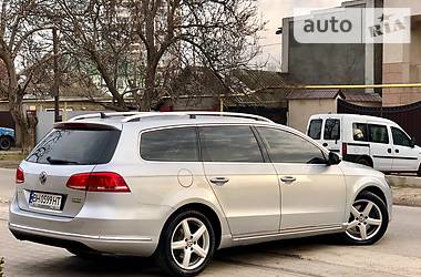 Универсал Volkswagen Passat 2014 в Одессе