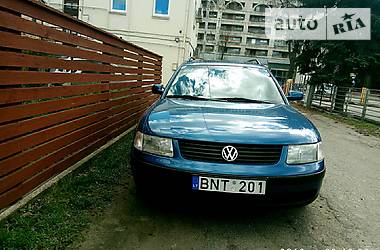 Универсал Volkswagen Passat 1997 в Пирятине