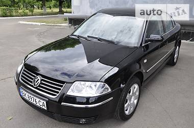 Седан Volkswagen Passat 2003 в Ровно