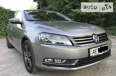 Volkswagen Passat 2013